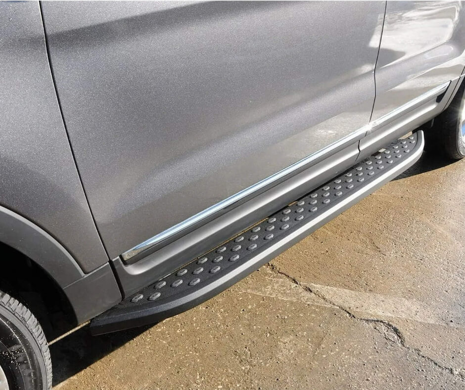 Bậc lên xuống Honda Accord hợp kim nhôm phủ sơn tĩnh điện