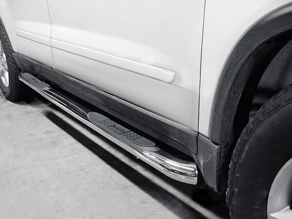 Bậc lên xuống xe Honda BR-V chất liệu inox