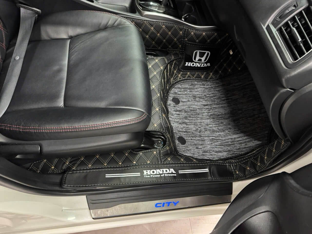 Thảm lót sàn ô tô Honda City chất liệu da 5D/6D/7D
