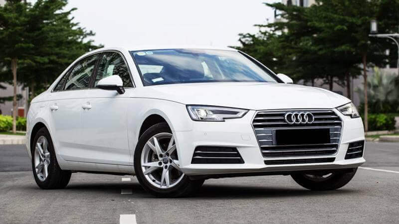 Bậc lên xuống ô tô Audi tăng tiện nghi và tôn lên vẻ sang trọng, mạnh mẽ
