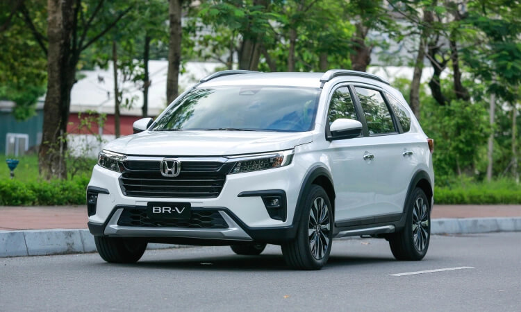 Trang bị bậc lên xuống Honda ô tô giúp bước chân dễ dàng, an toàn