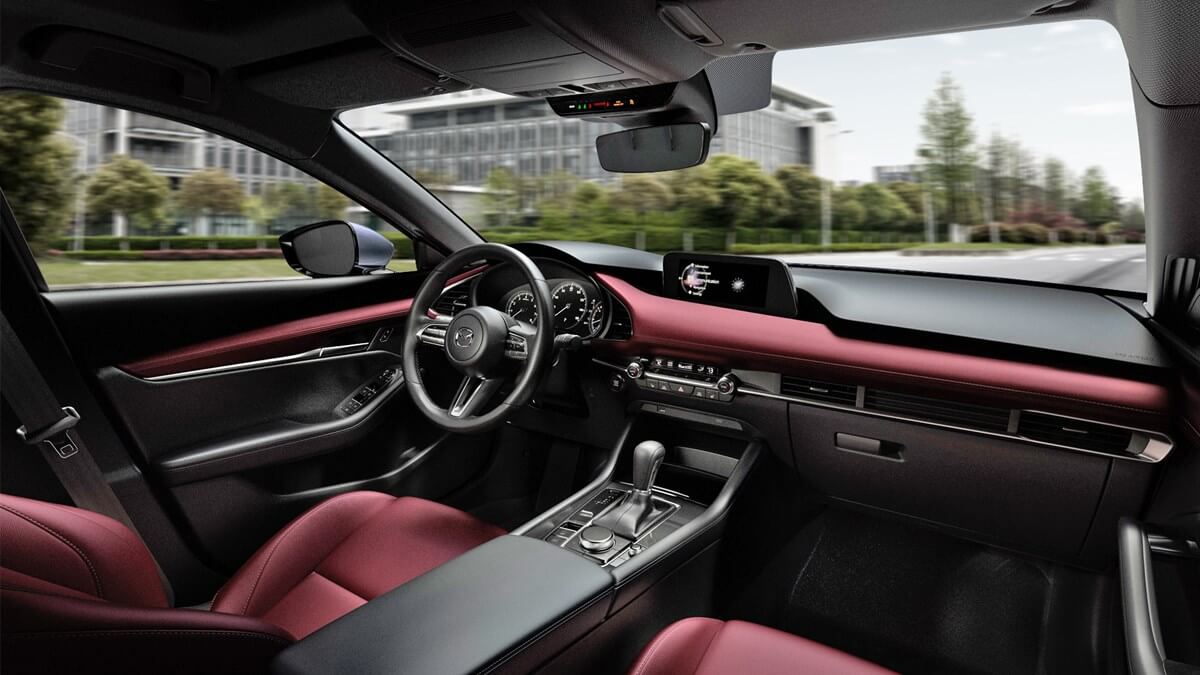 Vì sao thảm lót sàn ô tô là phụ kiện không thể thiếu cho xe Mazda CX-30?