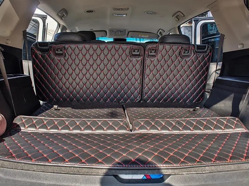Trang bị lót cốp giữ khoang hành lý luôn sạch sẽ và tăng độ bền.