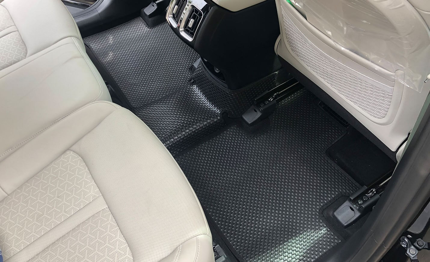 Thảm lót sàn xe ô tô nhựa PVC