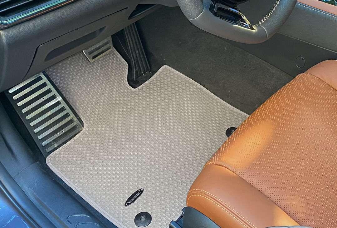 Thảm lót sàn xe Hyundai chất liệu PVC