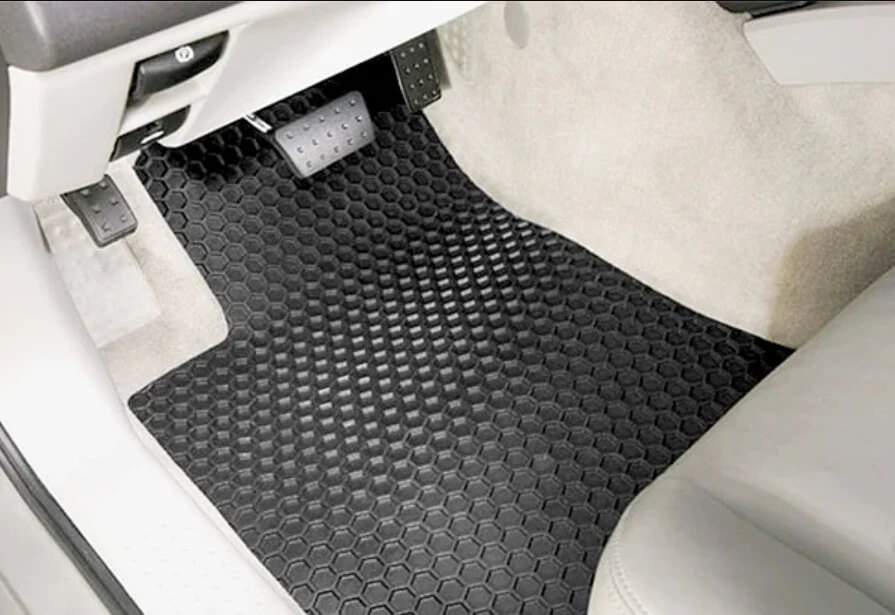 Thảm lót sàn xe Chevrolet Aveo chất liệu PVC