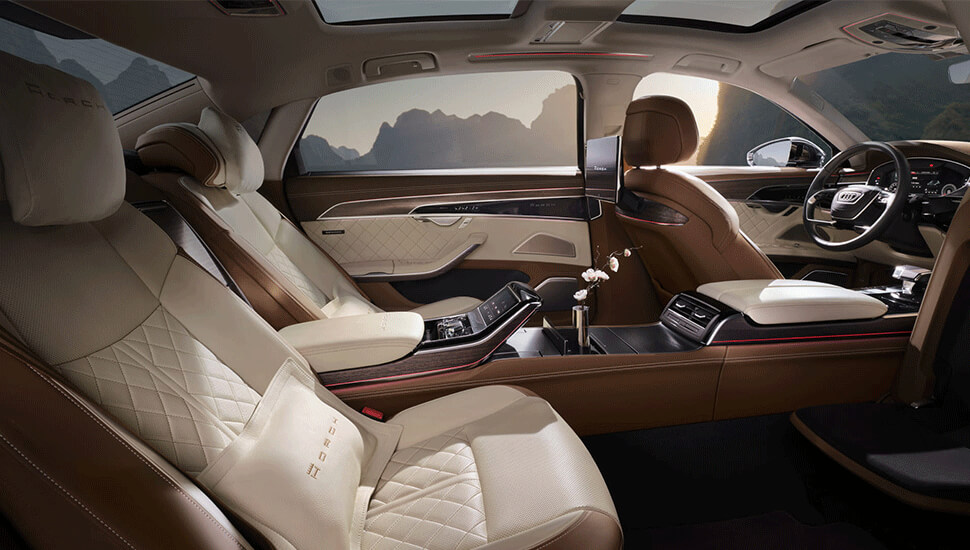 Lắp thảm lót sàn chuẩn form xe để hạn chế xô lệch, đảm bảo an toàn