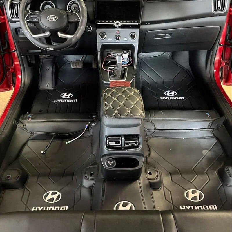 Trang bị thảm lót sàn xe ô tô để bảo vệ sàn zin