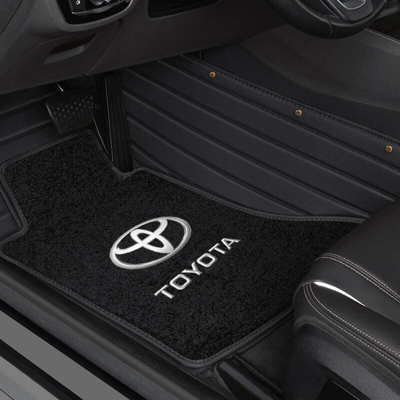 Bảo vệ lớp sàn nỉ nguyên bản với bộ thảm lót sàn ô tô Toyota
