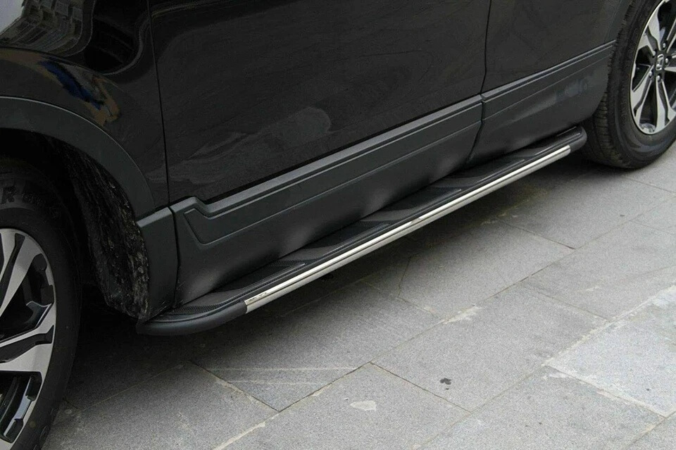 Bậc lên xuống  xe BMW 7-Series cơ cố định