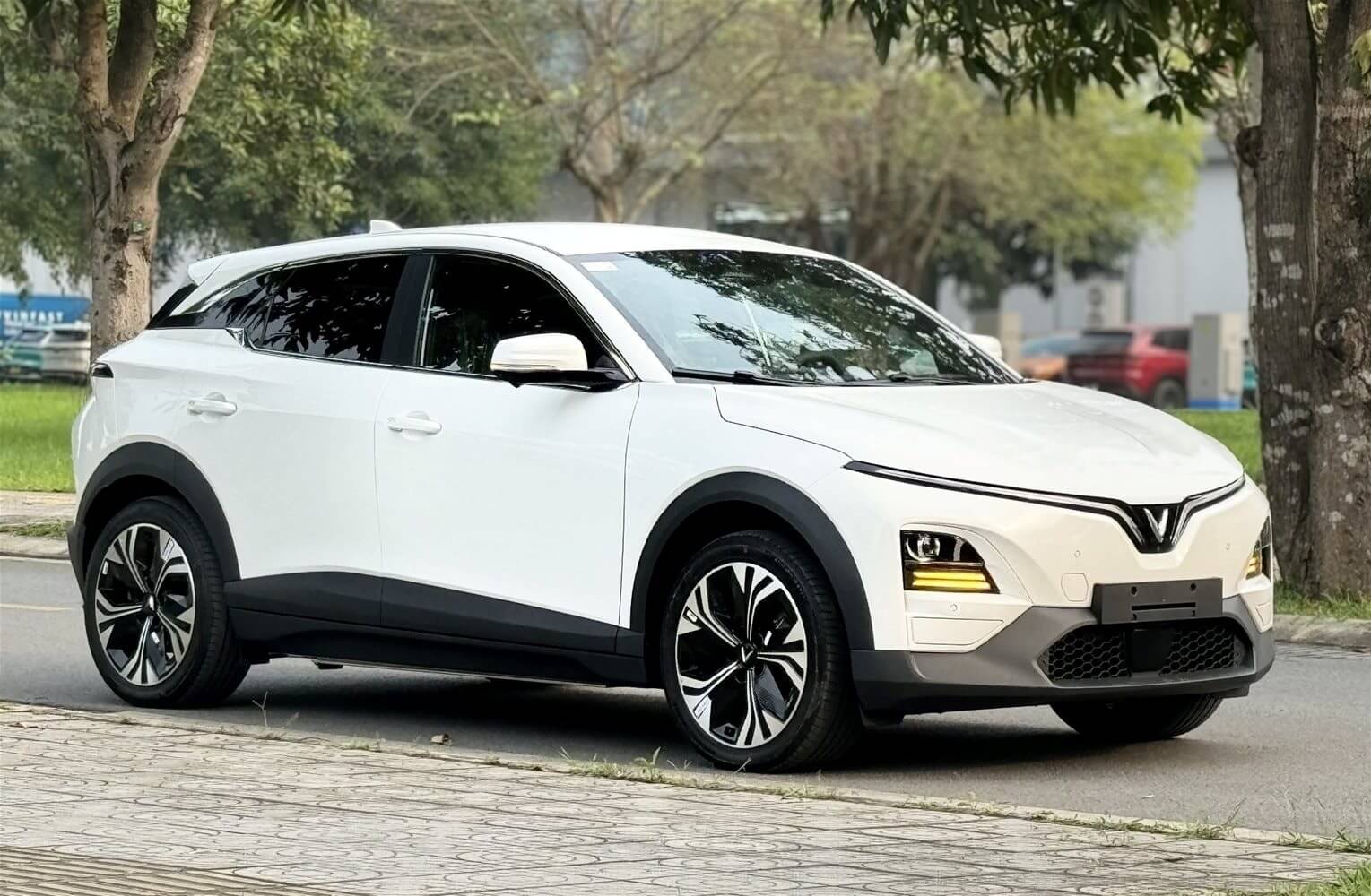 Bậc lên xuống phù hợp cho gia đình có trẻ nhỏ, người lớn tuổi