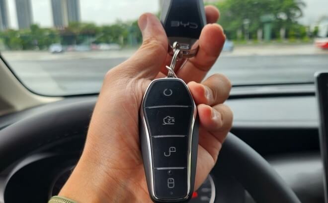Ốp chìa khóa ô tô BYD giúp bảo vệ smartkey toàn diện